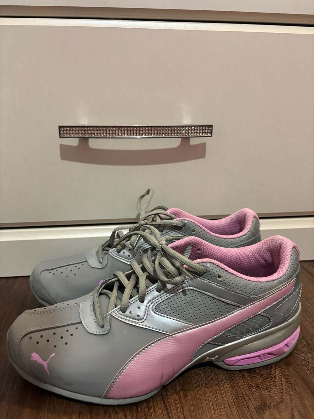 Puma Tazon 6 FM Women's Gray and Pink Athletic Running Sneakers Size 10